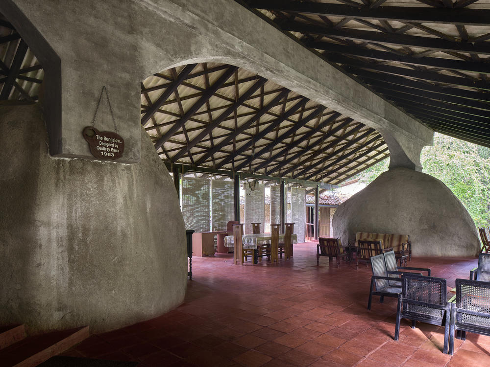 Polontalawa, a manager's bungalow for a remote coconut estate in Sri Lanka, commissioned by a Swiss company and designed by Geoffrey Bawa. The idea was for the building to emerge from its natural landscape.
