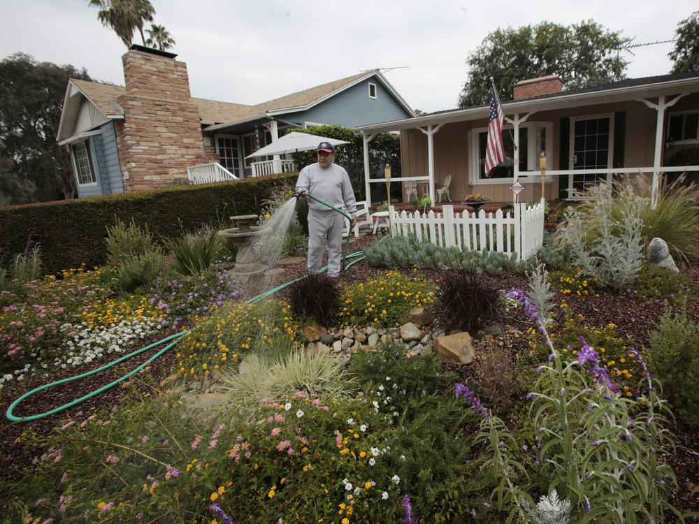 Southern California residents are being called on to immediately reduce water usage by 20 to 30%.