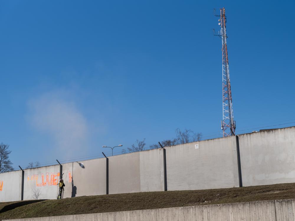 The text Killnet Hacked You is removed from the outside The NATO Cooperative Cyber Defence Centre of Excellence. Killnet is Russian hacker group.