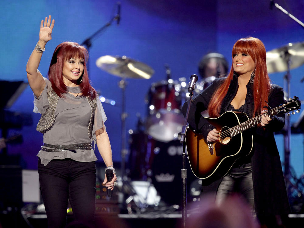 Naomi Judd, left, and Wynonna Judd, of The Judds, perform at the 