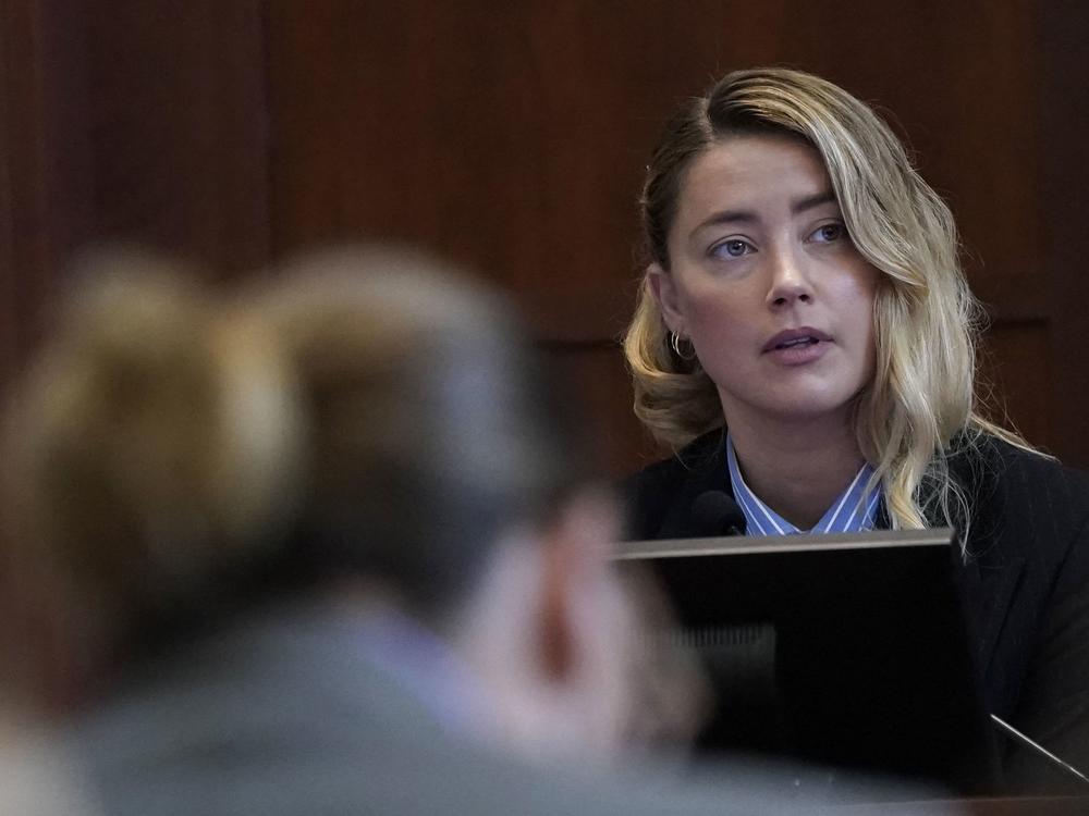 Actor Amber Heard testifies at Fairfax County Circuit Court in Virginia on Wednesday.