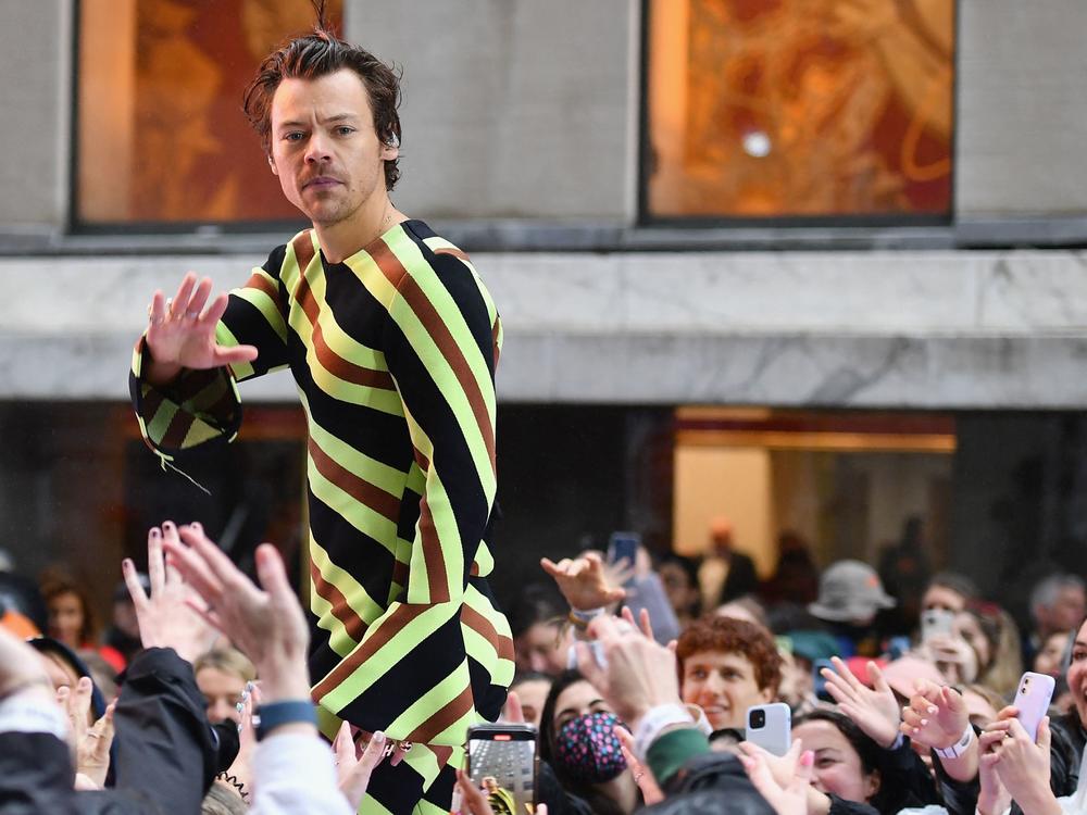 Harry Styles performs for an episode of <em>Today</em> in New York on May 19, 2022, a day before the release of Styles' new record<em></em>, <em>Harry's House</em>.