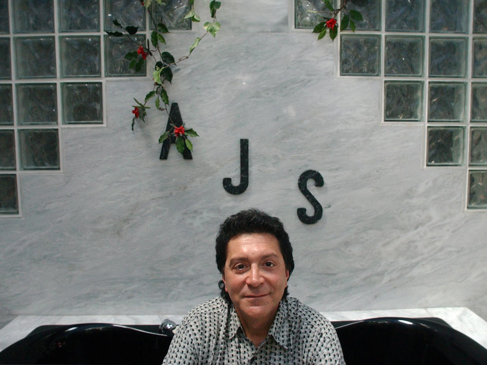 Alec John Such, the bassist and a founding member of Bon Jovi, has died. He was 70. No details on when or how John Such died were immediately available.