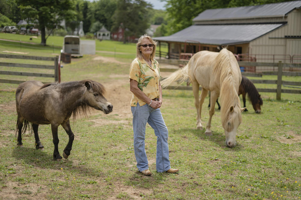 Sherrie Foy developed a dangerous infection following surgery to have her colon removed in 2016. Her medical bills exceeded her insurance limit of $1 million.