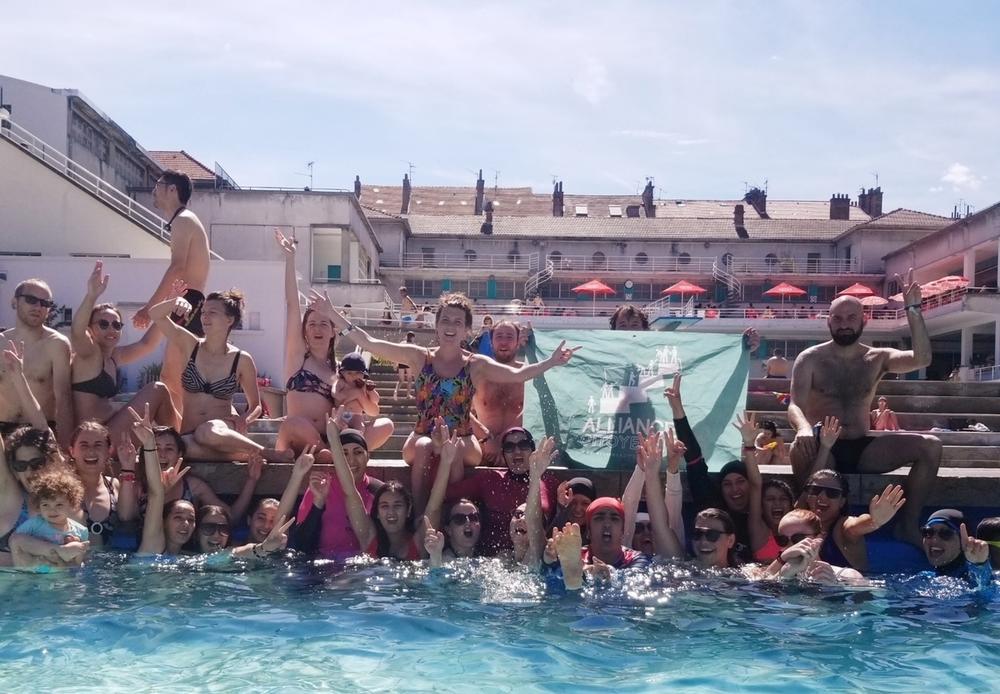 Alliance Citoyenne activists engage in civil disobedience in a Grenoble pool in June 2019.