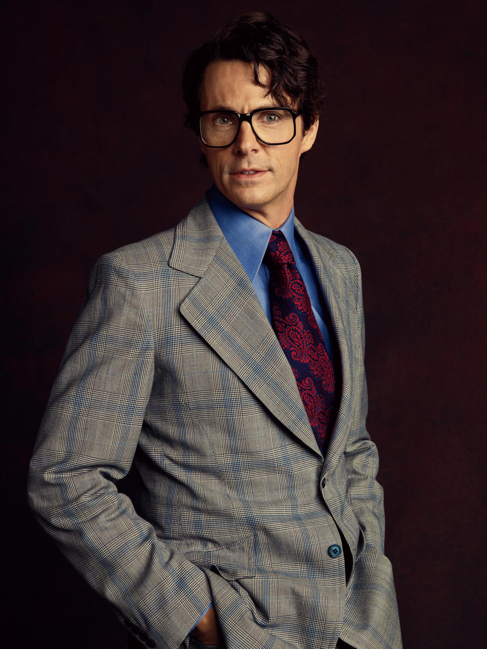 Matthew Goode as Robert Evans in The Offer.