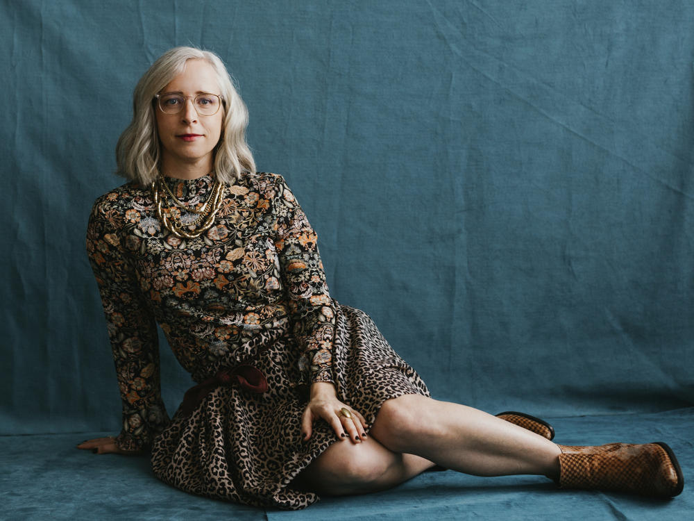 Laura Veirs.