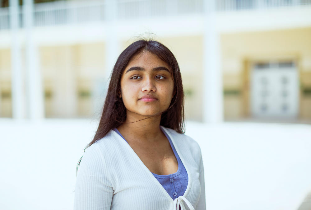Elizabeth George, 15, was a freshman in high school when her father died from Covid-19 last October. Since his death, she has struggled to regain a sense of normalcy. 
