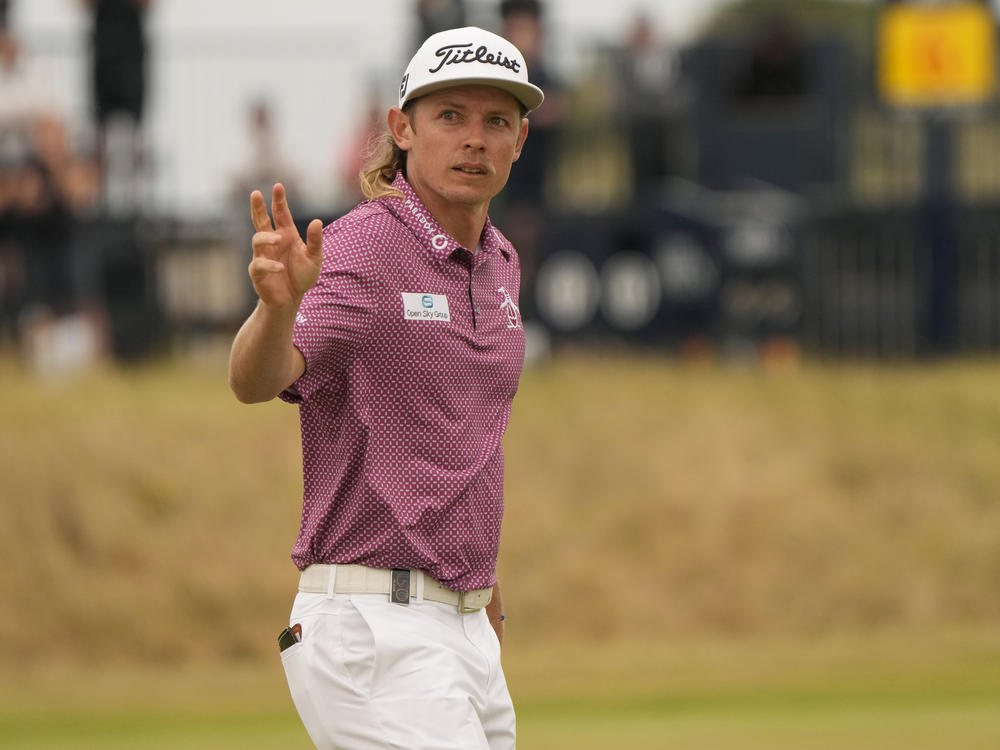 Cameron Smith of Australia wins the British Open on a one-shot margin. It's his first major title.