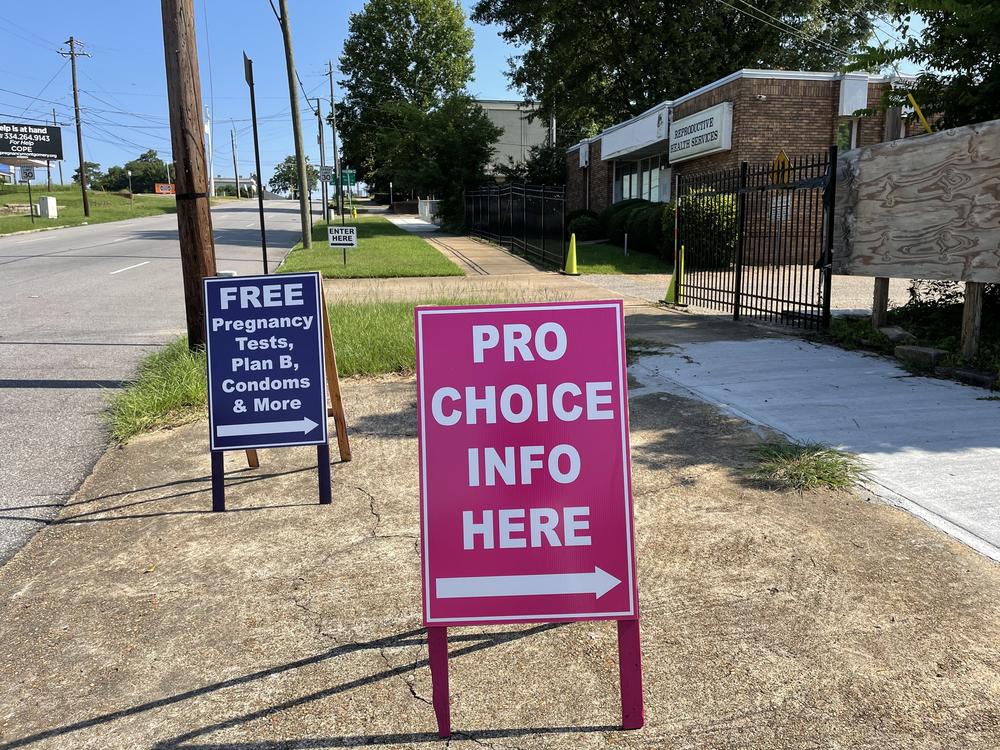 Pro-choice info signs outside the clinic.