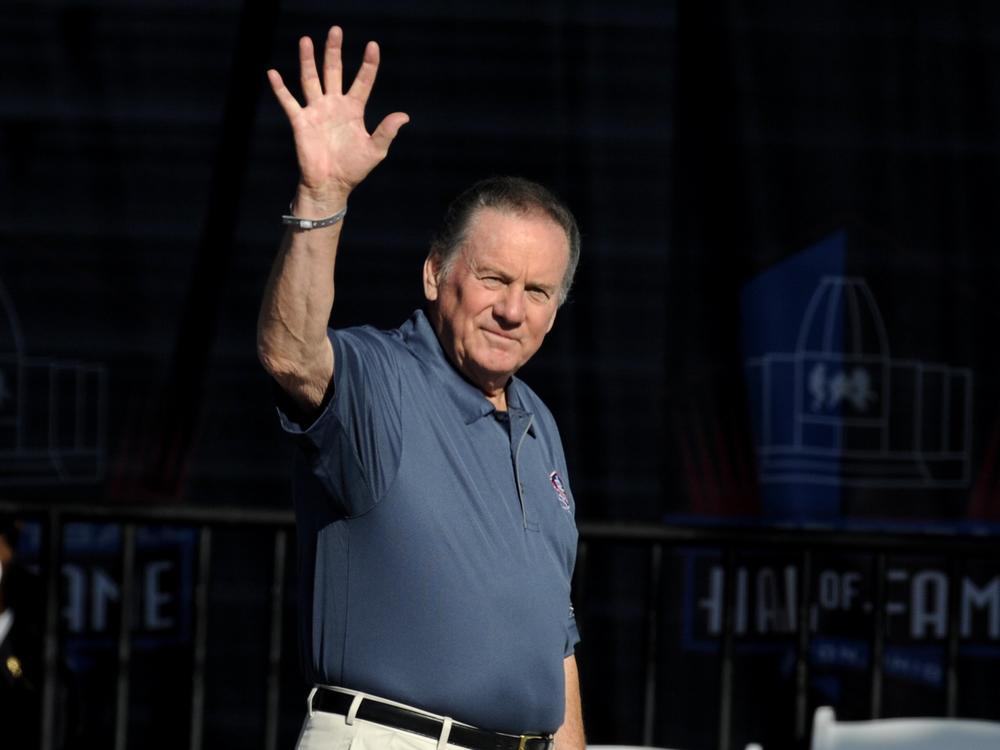 Len Dawson of the Kansas City Chiefs greets fans before the Class of 2008 Pro Football Hall of Fame Enshrinement Ceremony on August 2, 2008 in Canton, Ohio.