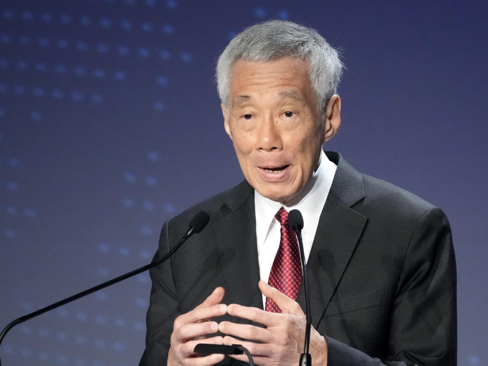 Singaporean Prime Minster Lee Hsien Loong said the city-state will decriminalize sex between men, but it will not change its definition of marriage.