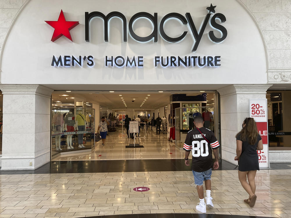Macy's, the nation's largest department store chain, has scaled back its sales forecast for the year.