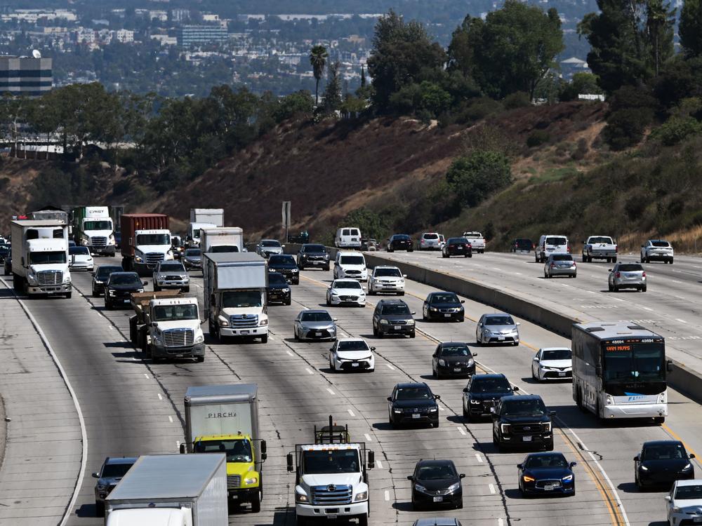 Traffic on the 405 freeway in Los Angeles on Aug. 25. California ruled Thursday that all new cars sold in the state must be zero-emission vehicles by 2035.