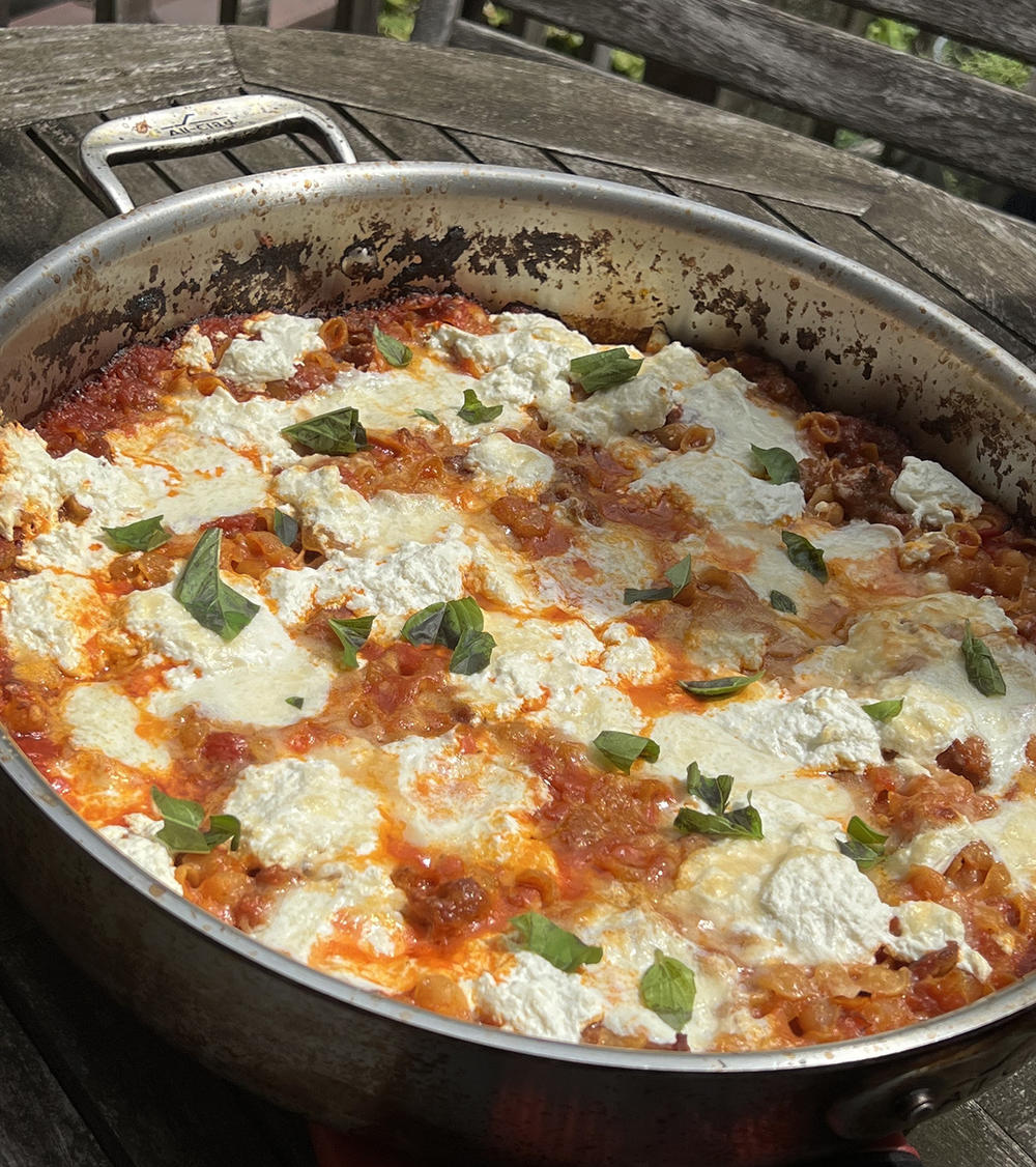 A look at the final product of the NPR test of the cheesy baked pasta.