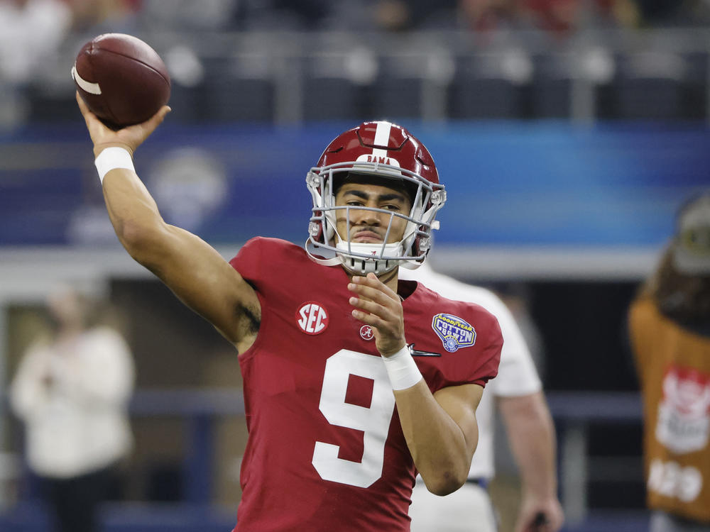 Alabama quarterback Bryce Young throws a pass against Cincinnati during the Cotton Bowl on Dec. 31, 2021, in Arlington, Texas.