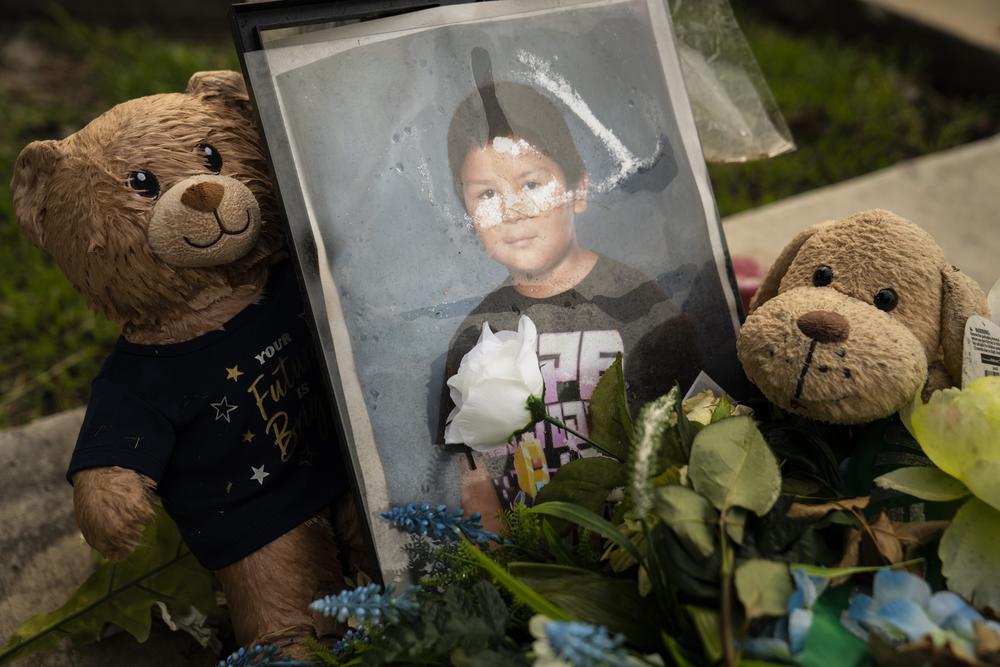 A photo of Rojelio Torres at a makeshift memorial.