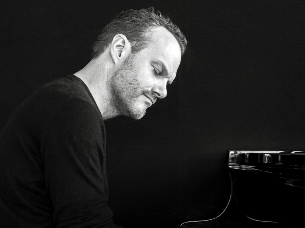 Pianist and conductor Lars Vogt has died at age 51. He had cancer.