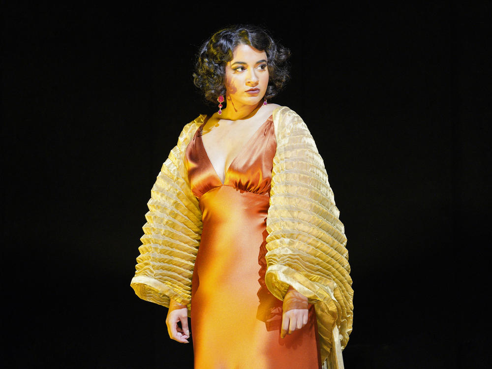 Soprano Amina Edris as Cleopatra in San Francisco Opera's production of <em>Antony and Cleopatra</em>.