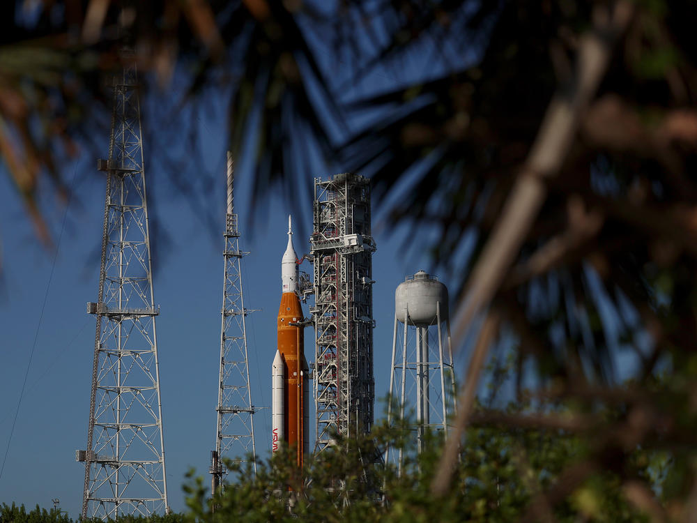 NASA's Artemis I rocket sits on launch pad 39-B after the launch was scrubbed at Kennedy Space Center on September 06, 2022 in Cape Canaveral, Florida.