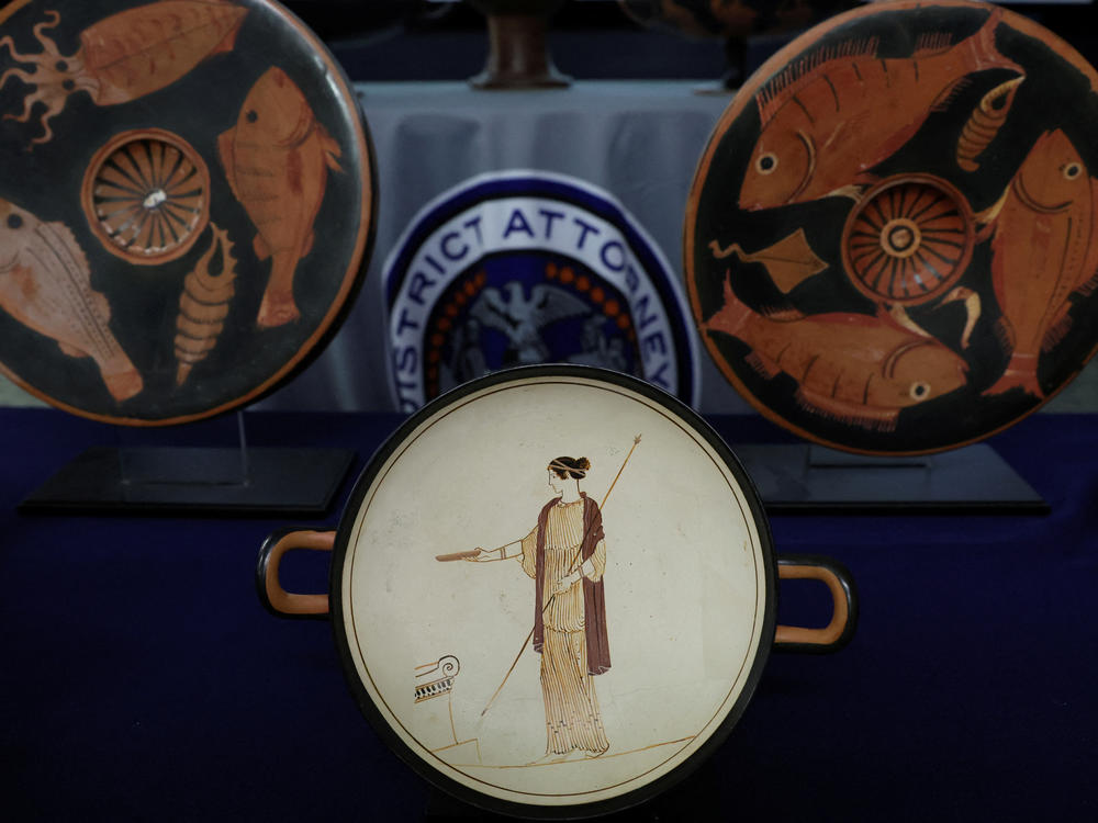 A White-Ground Kylix from 470 B.C.E. is displayed during the news conference.