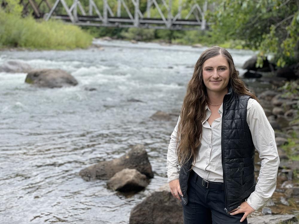Teal Lehto uses TikTok to comment on the West's water scarcity crisis.