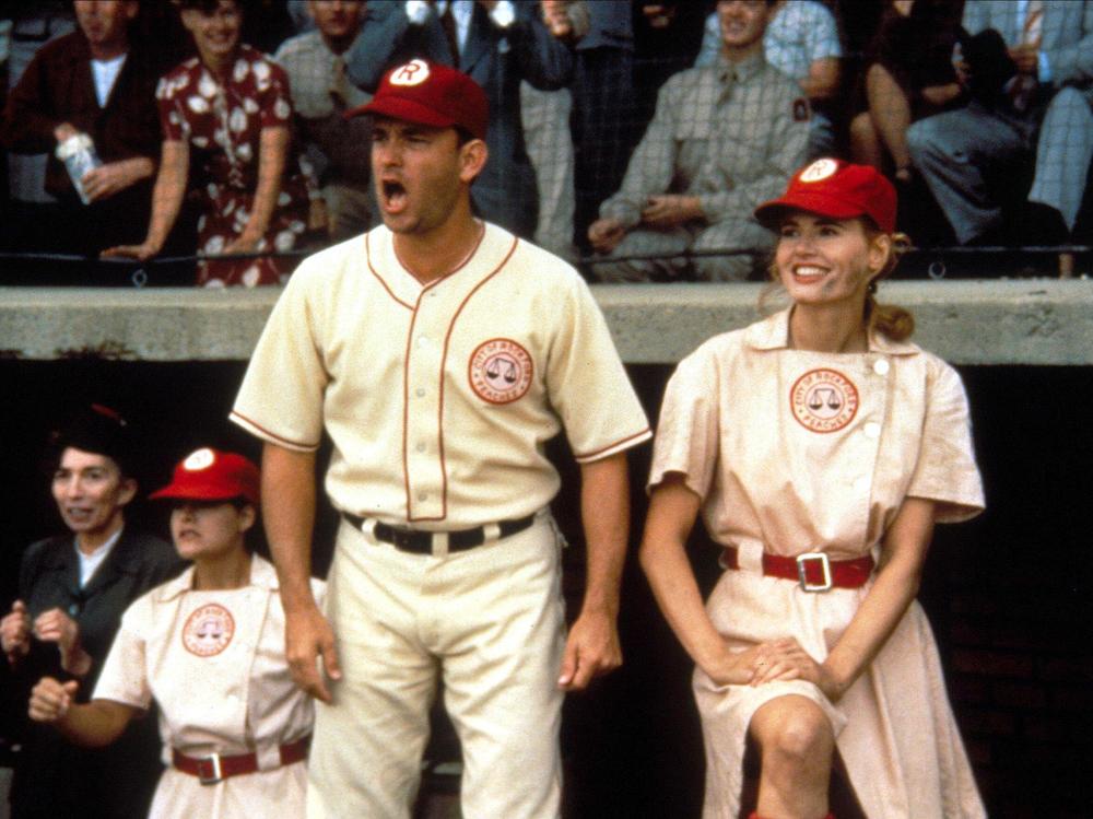 Tom Hanks and Geena Davis in 1992's <em>A League of Their Own</em>.