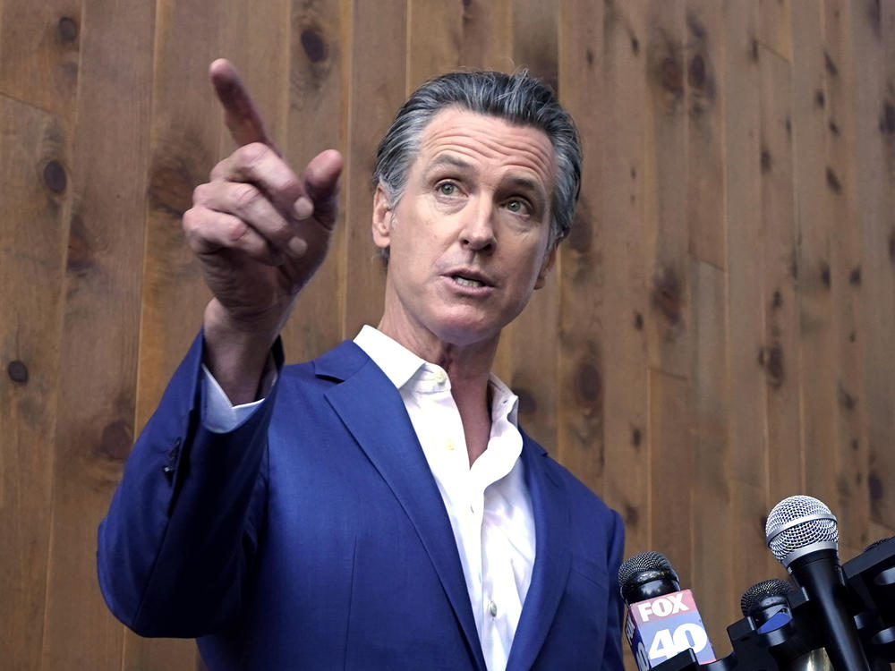 California Gov. Gavin Newsom said on Friday that he will call a special session of the state Legislature on Dec. 5, to pass a new tax on oil companies in response to high gas prices.