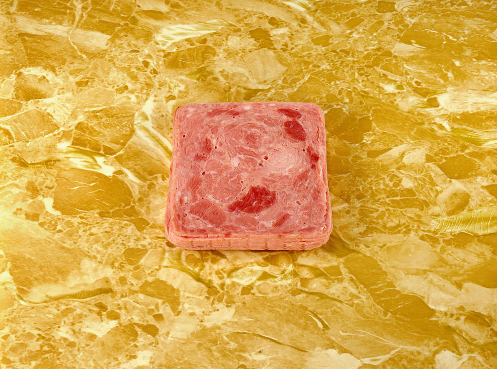 Sandy Skoglund, <em>Luncheon Meat on a Counter</em>, 1978, inkjet print, 25 5⁄8 × 33 1/4 in., Los Angeles County Museum of Art, purchased with funds, provided by Lynda and Robert M. Shapiro