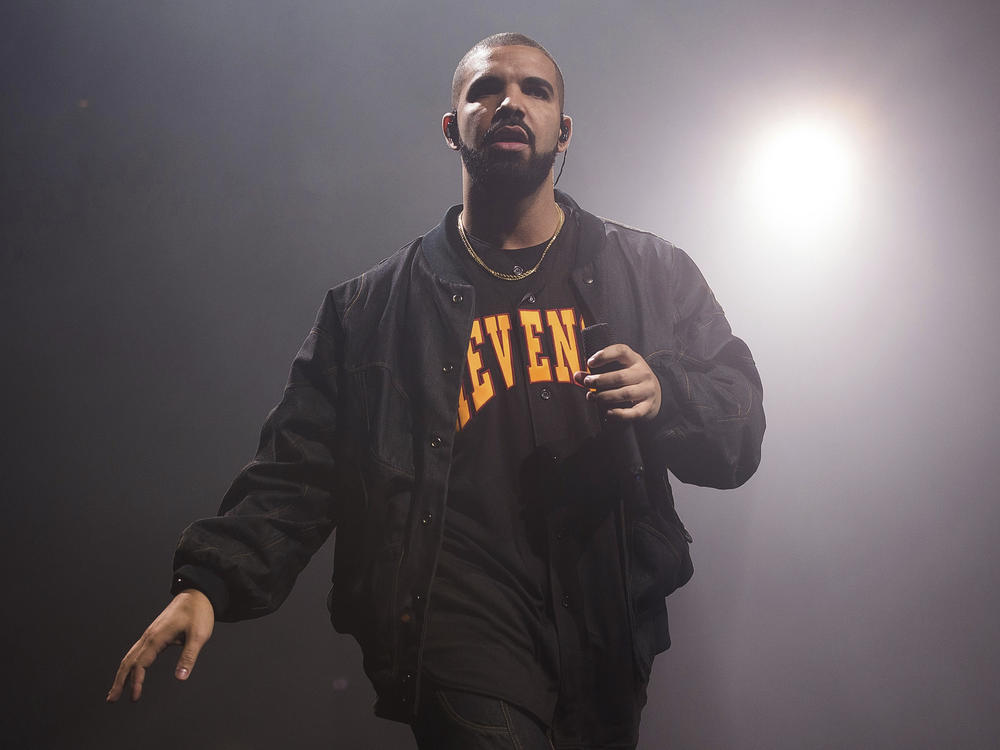Drake performs in concert as part of the Summer Sixteen Tour in New York on Aug. 5, 2016.