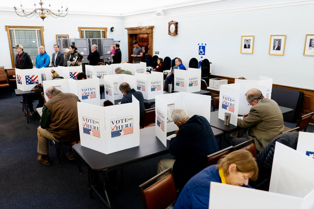 Voters take to the polls in the early hours of the morning on Tuesday, Nov. 8, 2022, during the 2022 Midterm Elections at Ladue City Hall in Ladue.