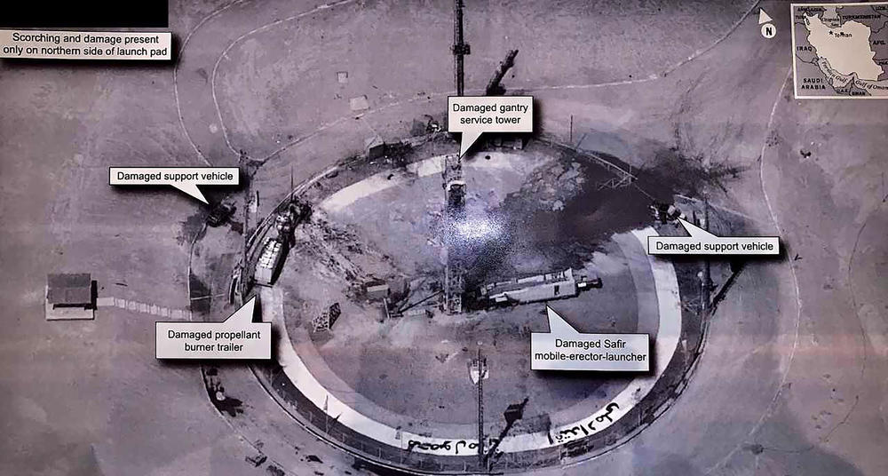 The image tweeted by President Trump shows a bright light at the center, most likely an overhead light or the flash of a cell phone camera used to photograph the original slide.