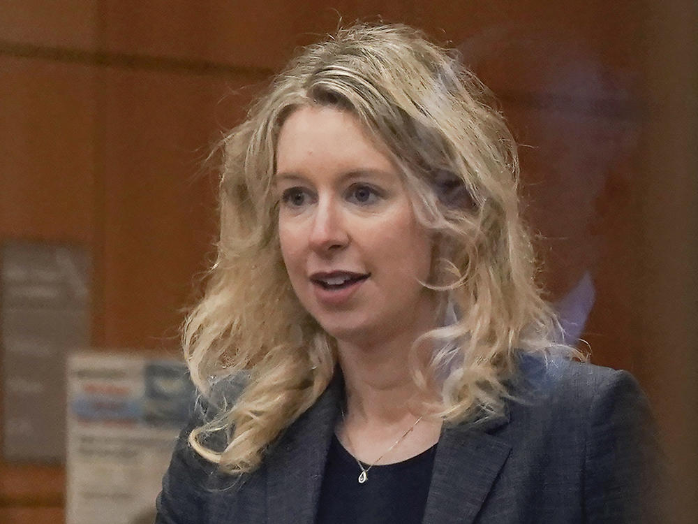 Former Theranos CEO Elizabeth Holmes in federal court in San Jose, Calif. on Oct. 17.