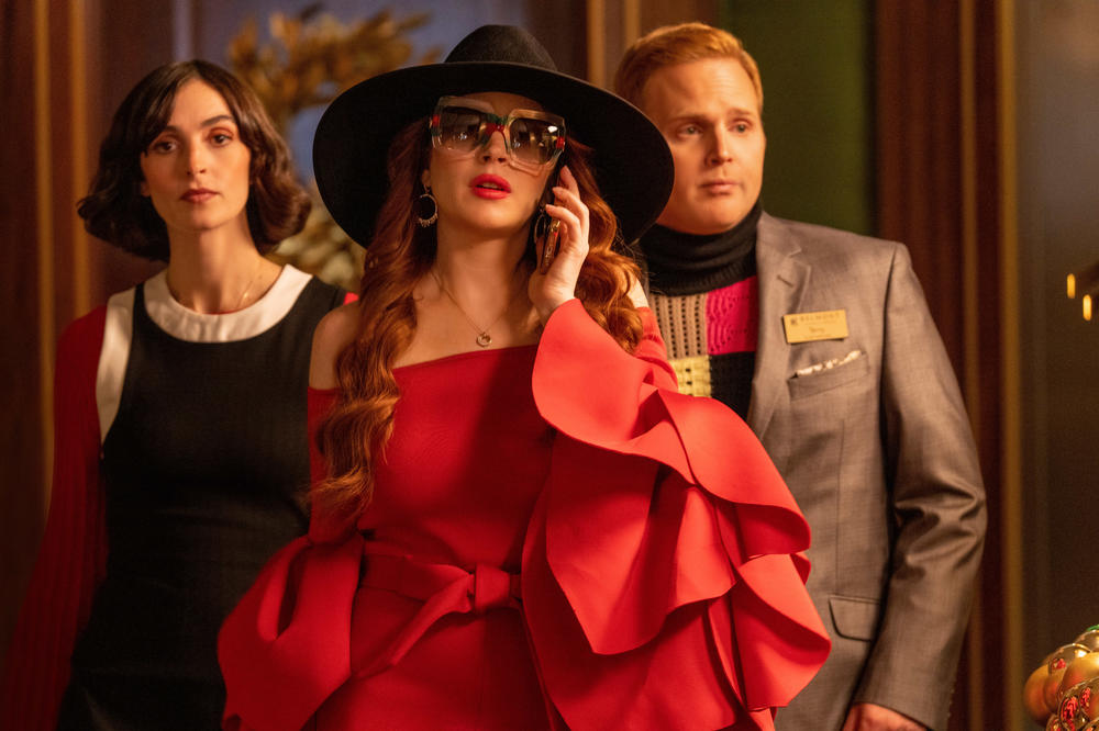 Lindsay Lohan plays a socialite in need of some Christmas magic in Netflix's <em>Falling for Christmas</em>.