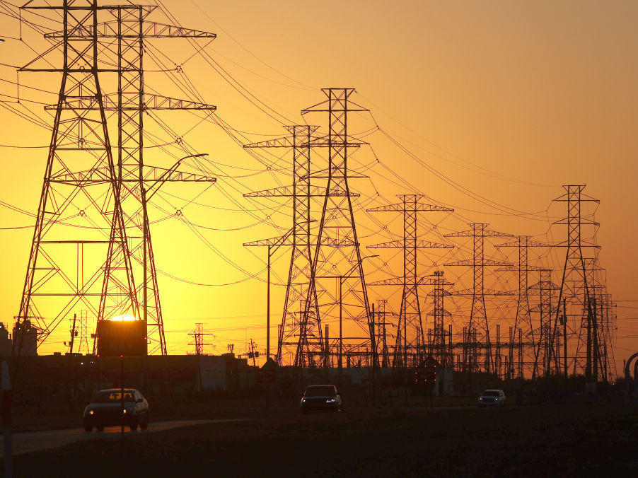 To close America's remaining coal plants, many industry analysts believe the country needs natural gas to ensure reliable energy supplies until cleaner options like battery storage are widely available.