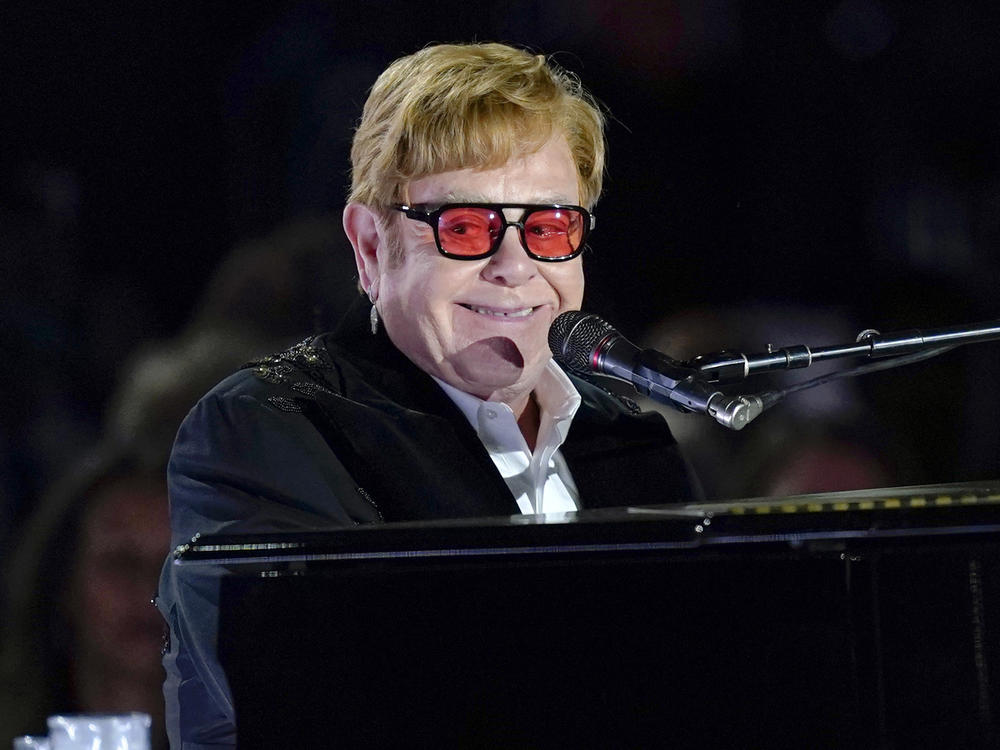 Elton John performs on the South Lawn of the White House in Washington, Friday, Sept. 23, 2022.