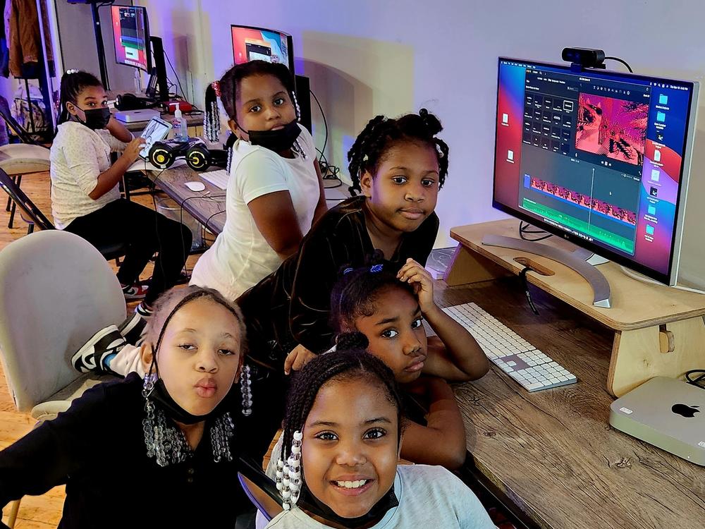 Kids in the Digital Mentorship Program.