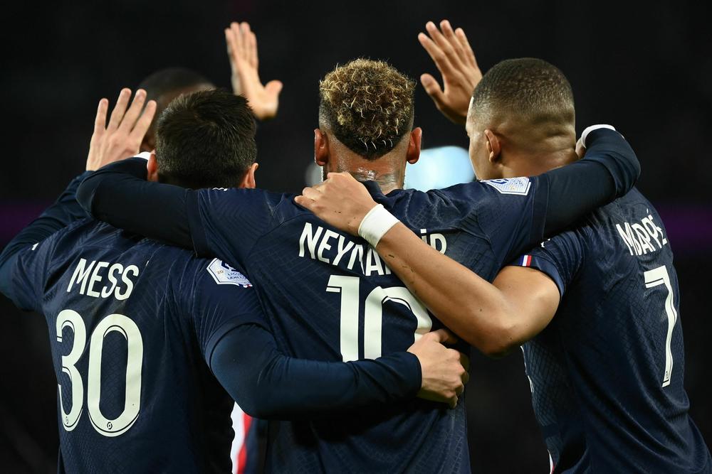 If you're a Yankees-Lakers-Patriots kind of sports fan, then let us introduce you to Paris Saint-Germain, the top-flight French club that somehow features all three of Kylian Mbappé, Neymar and Messi.