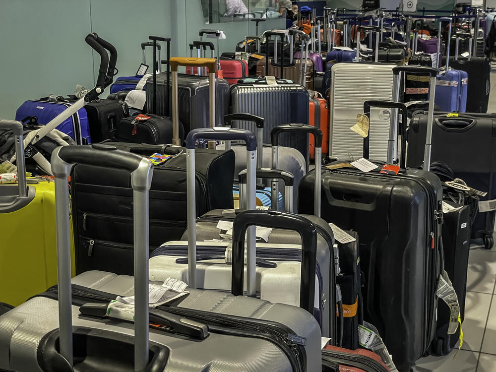 Southwest Airlines has canceled more than 15,000 flights in the last week and has lost thousands of bags.