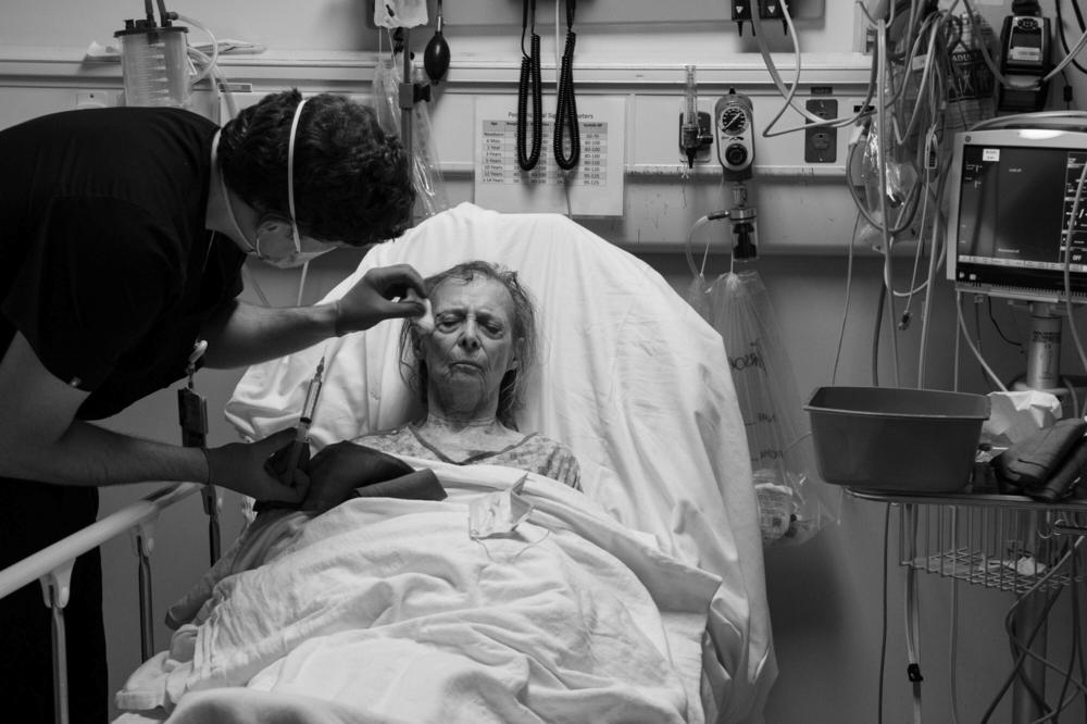 Audrey in the ER room for stitches after she fell in the bathroom during her chemotherapy treatment. Her oncologist stopped her treatments after this since it was the third fall in as many weeks. Aventura Hospital, Miami, Fla., June, 2020.