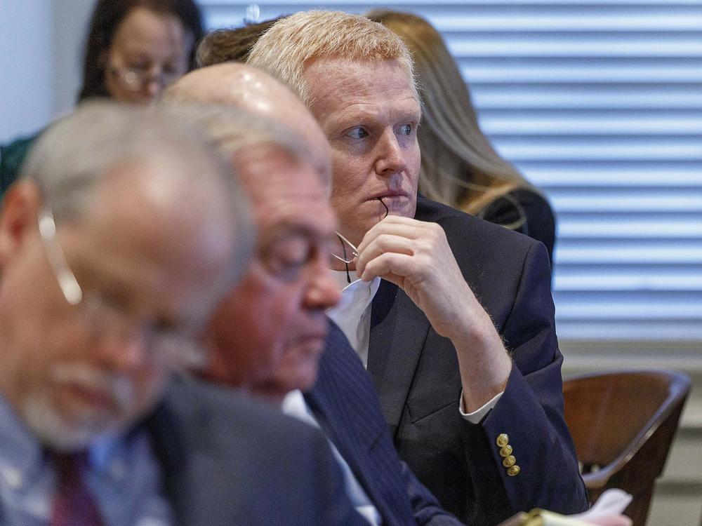 The murder trial of prominent South Carolina lawyer Alex Murdaugh is now under way, with Murdaugh facing a possible life sentence if he's found guilty of killing his wife and son.