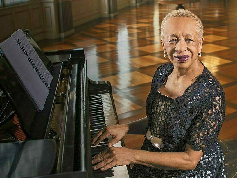 Colombian pianist Teresita Gómez is a legendary figure in that country's classical music scene.