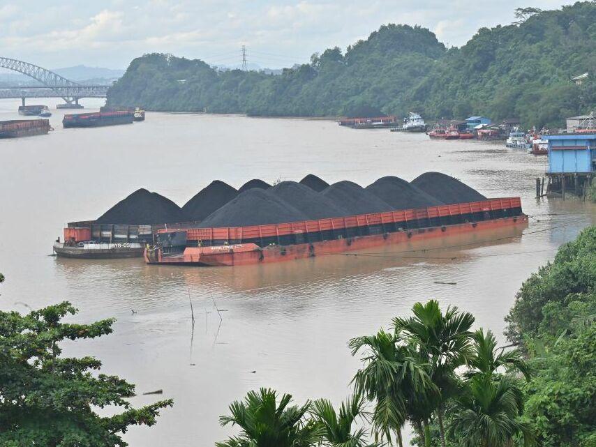 World leaders recently announced a $20 billion climate deal to help get Indonesia off coal power. But there are doubts about the deal because — for one thing — the country is planning to build new coal plants, including here in Kalimantan.