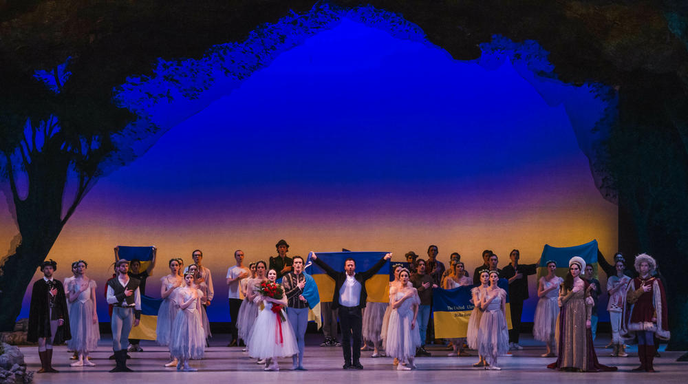 Choreographer Alexei Ratmansky appears on stage with the United Ukrainian Ballet after their production of <em>Giselle </em>at the Kennedy Center.