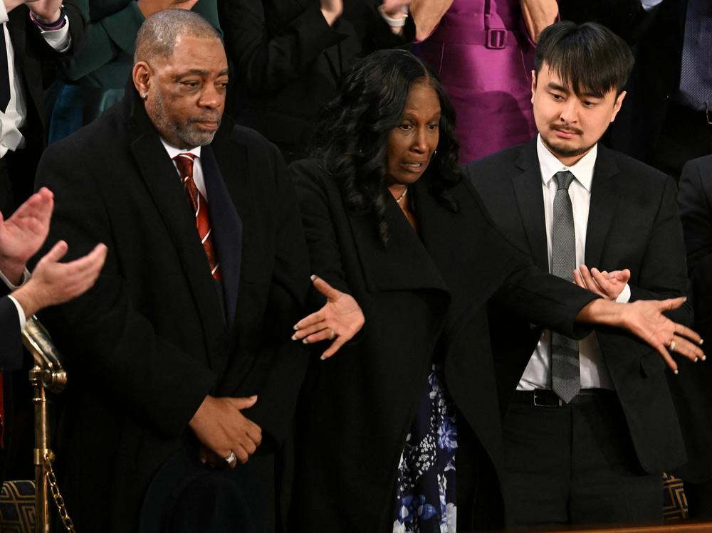 Rodney Wells (L) and RowVaughn Wells (2nd L), parents of Tyre Nichols, were in the first lady's box as special guests.