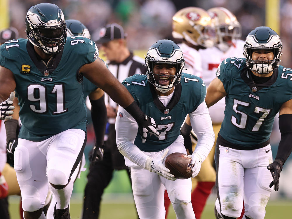 The Philadelphia Eagles' Haason Reddick, #7, celebrates after recovering a fumble in the NFC title game.