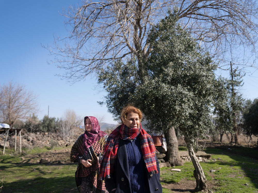 Medine Sonmez (right) has been emotional in the days since the earthquake. 