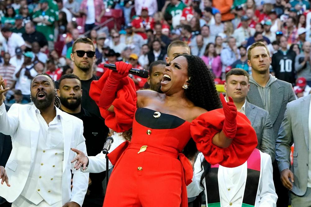 Sheryl Lee Ralph performs 