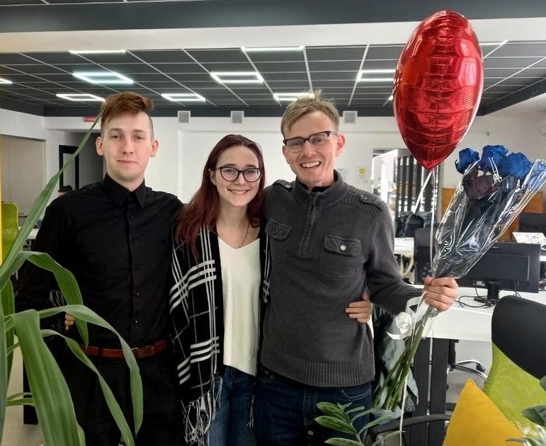 My friends at 1991, Viktor Semenov and Maryna Moloshna, got me blue roses and a heart-shaped balloon for my birthday, which I celebrated in Mariupol days before Russia launched its full-scale invasion.