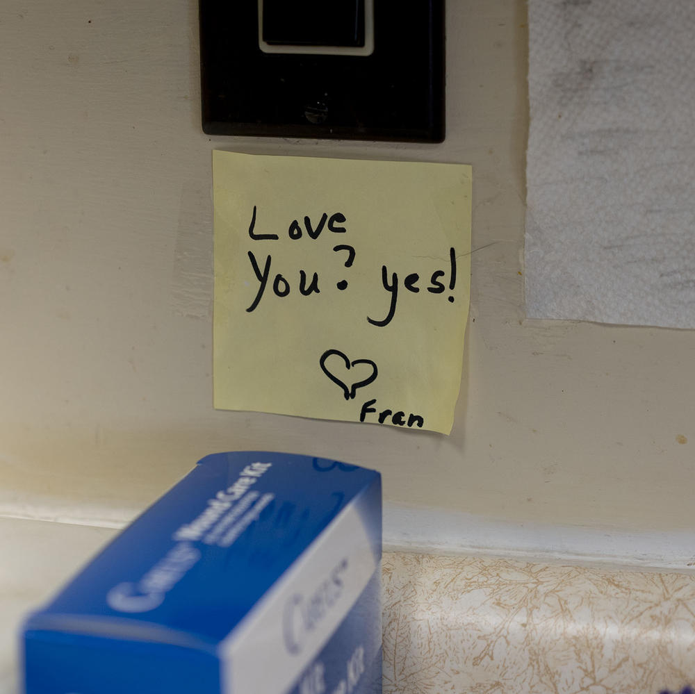 Fran Ruhl often left affectionate notes for her husband, Henry, in their home in Perry, Iowa. Several are still posted, a year after her death.